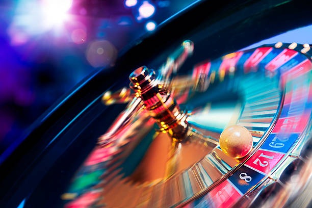 elangtangkas platform showing live casino tables, sportsbook markets, and slot games on mobile